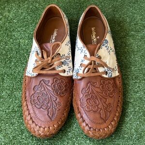 Laidback London Leather Coriander Oxfords Women’s Shoes